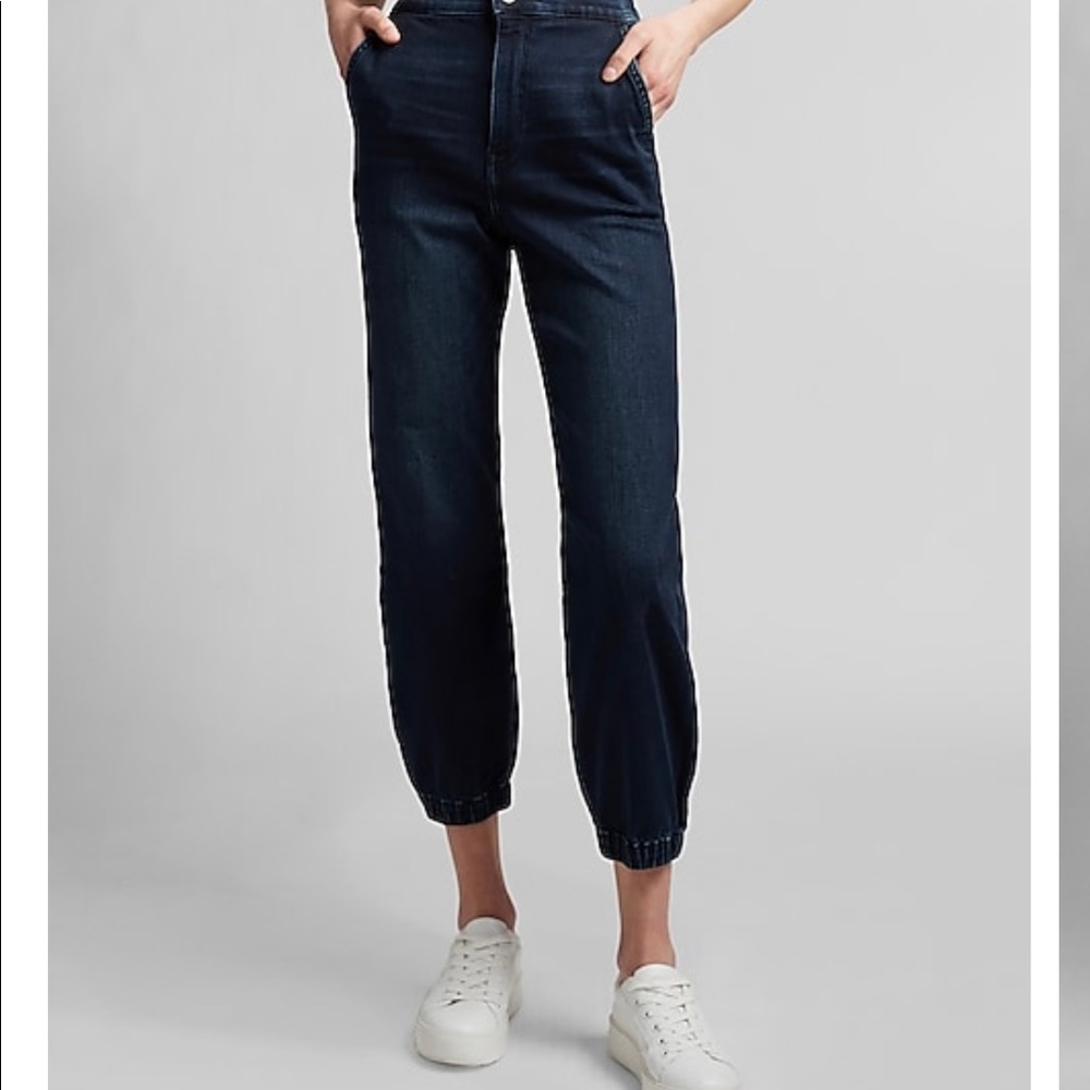 Express high waisted Jogger Jean
